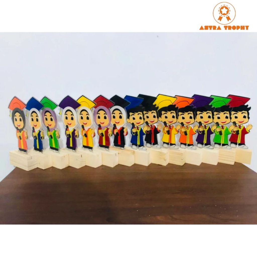 Akrilik Wisuda Piala Wisuda Akrilik Custom Plakat Wisuda Anak Akrilik Custom (Akrilik saja )