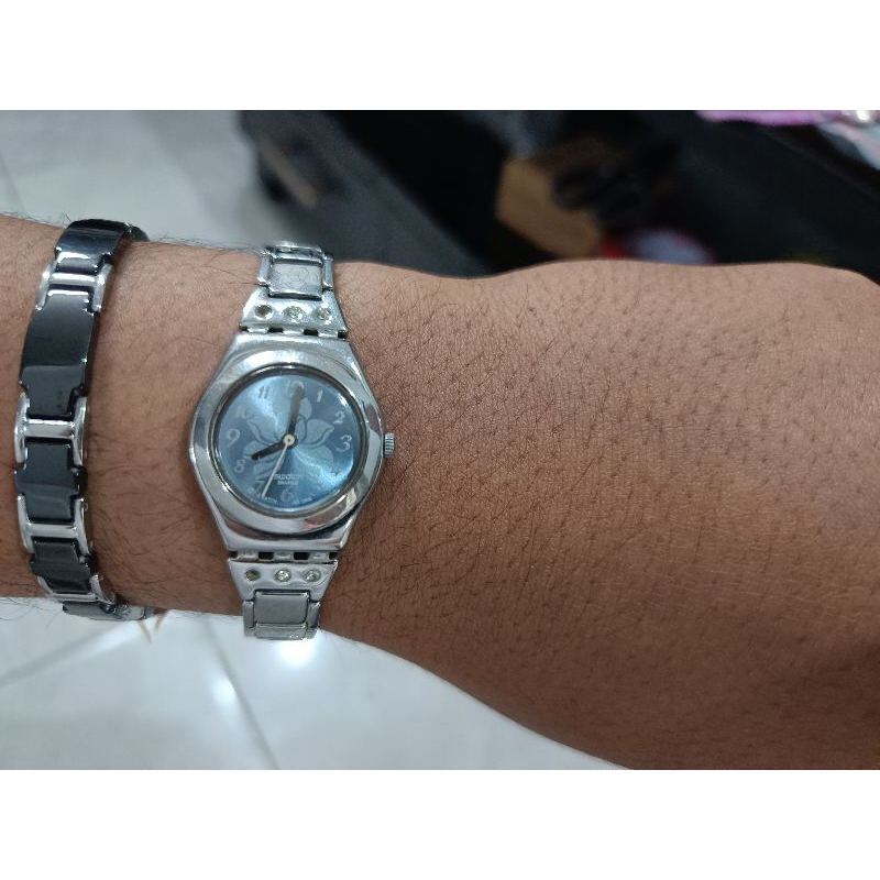 Jam Tangan Swatch Tiny Irony