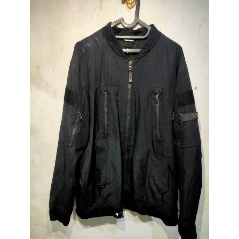 Natgeo bomber patch tanam karet