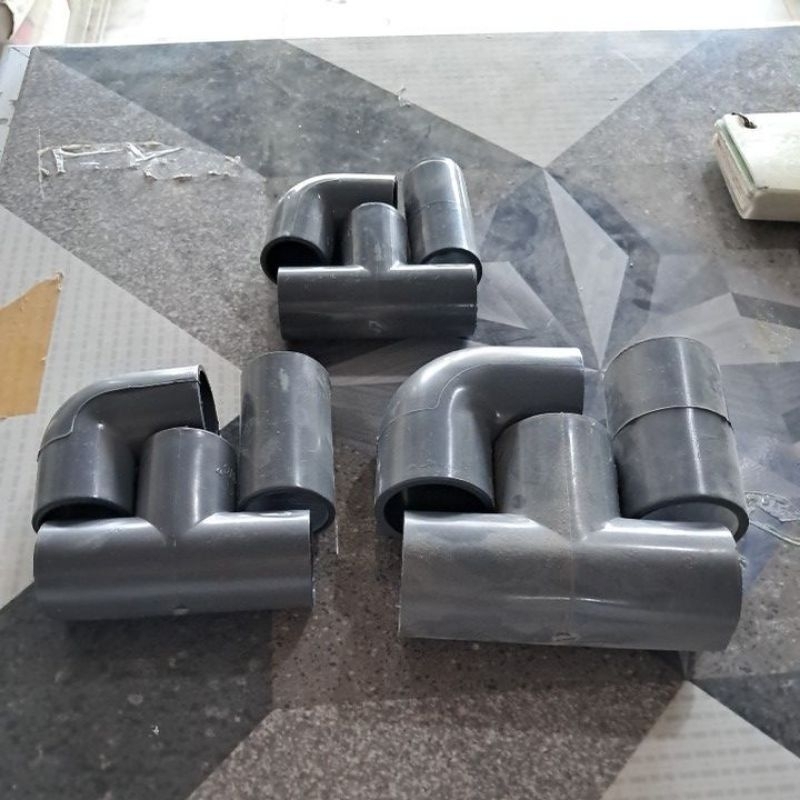 Fitting Pipa PVC Knee Tee Sock ½",¾",1"