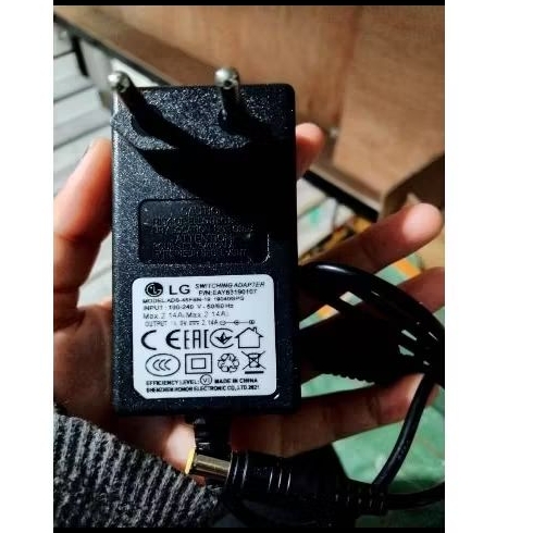 14 volt V Adaptor Monitor SAMSUNG / stiker LG 14V 2.14A 2.1a