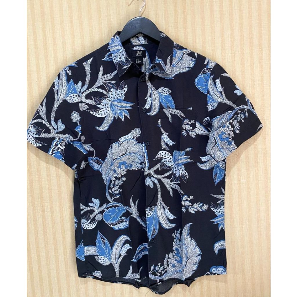Kemeja Lengan Pendek Pria H&M Original, M