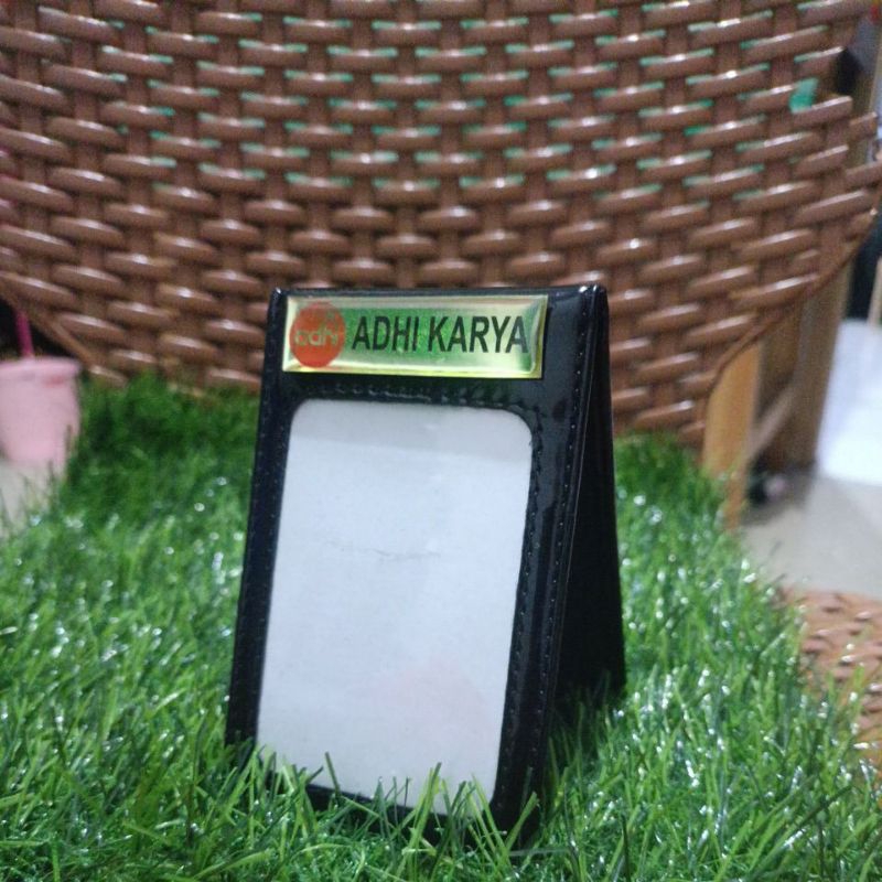 

Dompet id card saku Adhi Karya