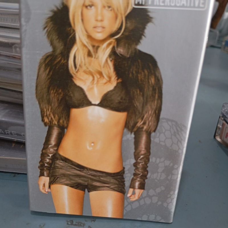 kaset  greatest hits britney spears