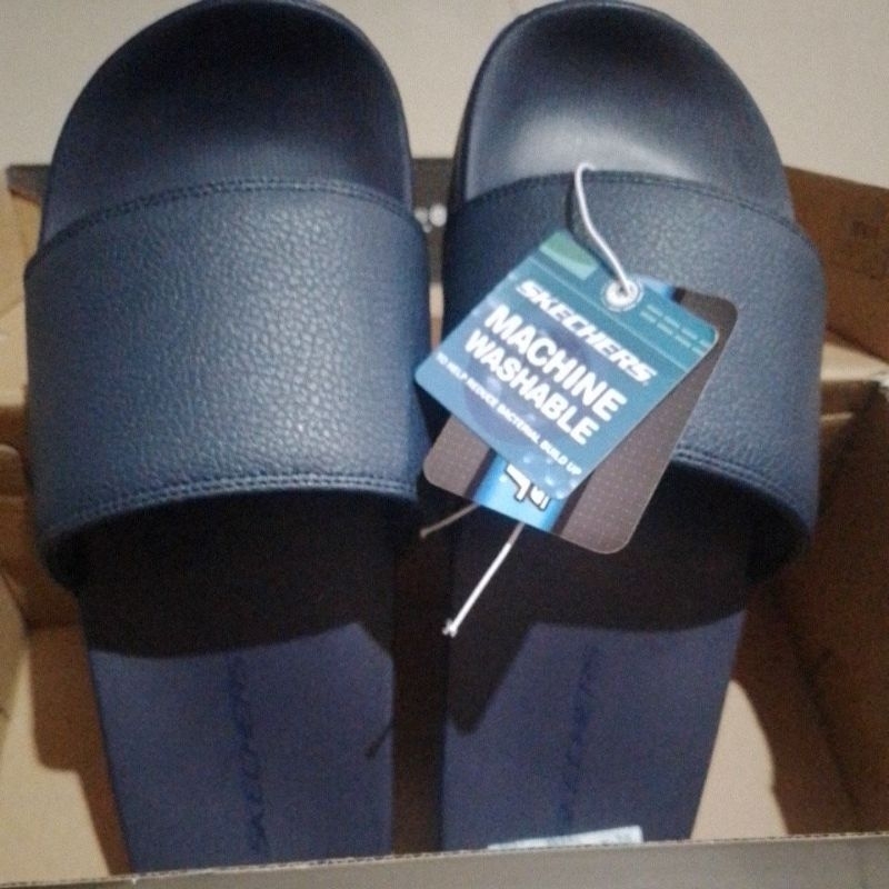 Sandal New skechers 41 kekecilan