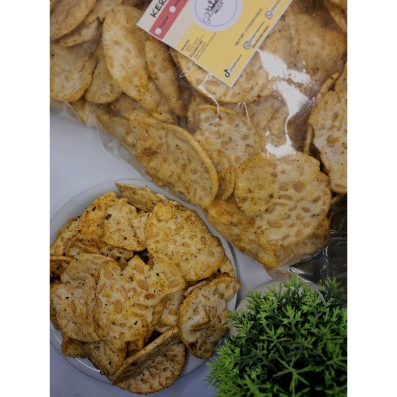 

Keripik Tempe 500 gram Pedas Daun Jeruk Lebih Murah & Hemat