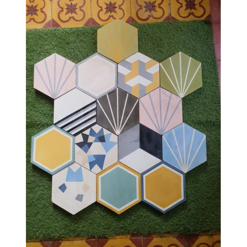Ubin Klasik Hexagonal Motif