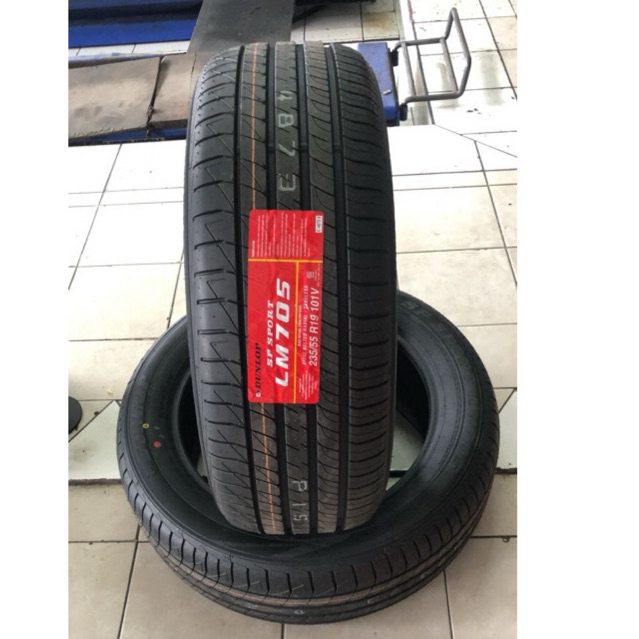 Ban Mobil 235/35 R19 Dunlop LM705 235 35 19 WR19