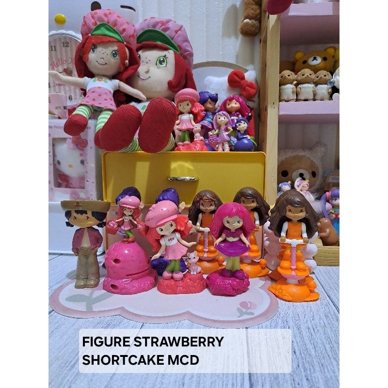 FIGURE SET ALAT TULIS BONEKA TEMPAT SESUATU STRAWBERRY SHORTCAKE MCD