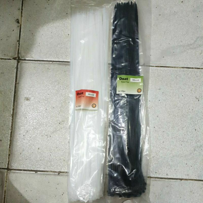 

Tali ties 500 × 4,8 , hitam dan putih