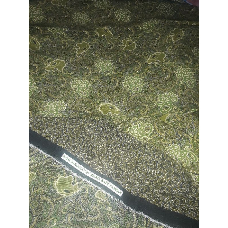kain batik cantik hijau dari Bengkulu