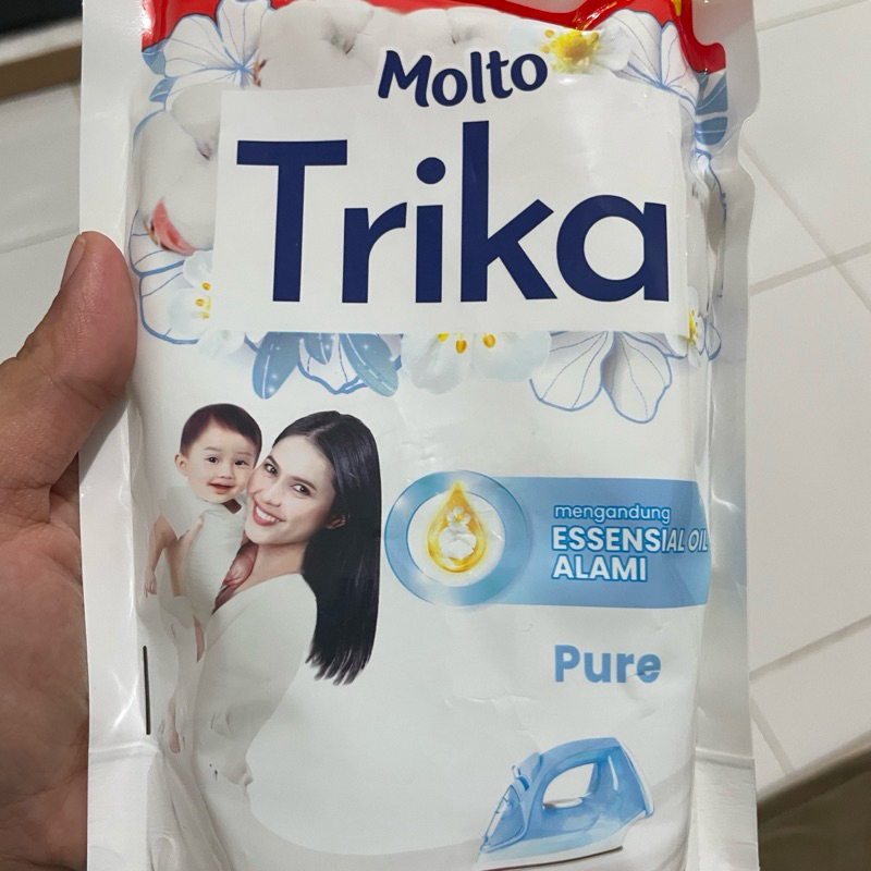 Molto Trika Pelicin Pakaian