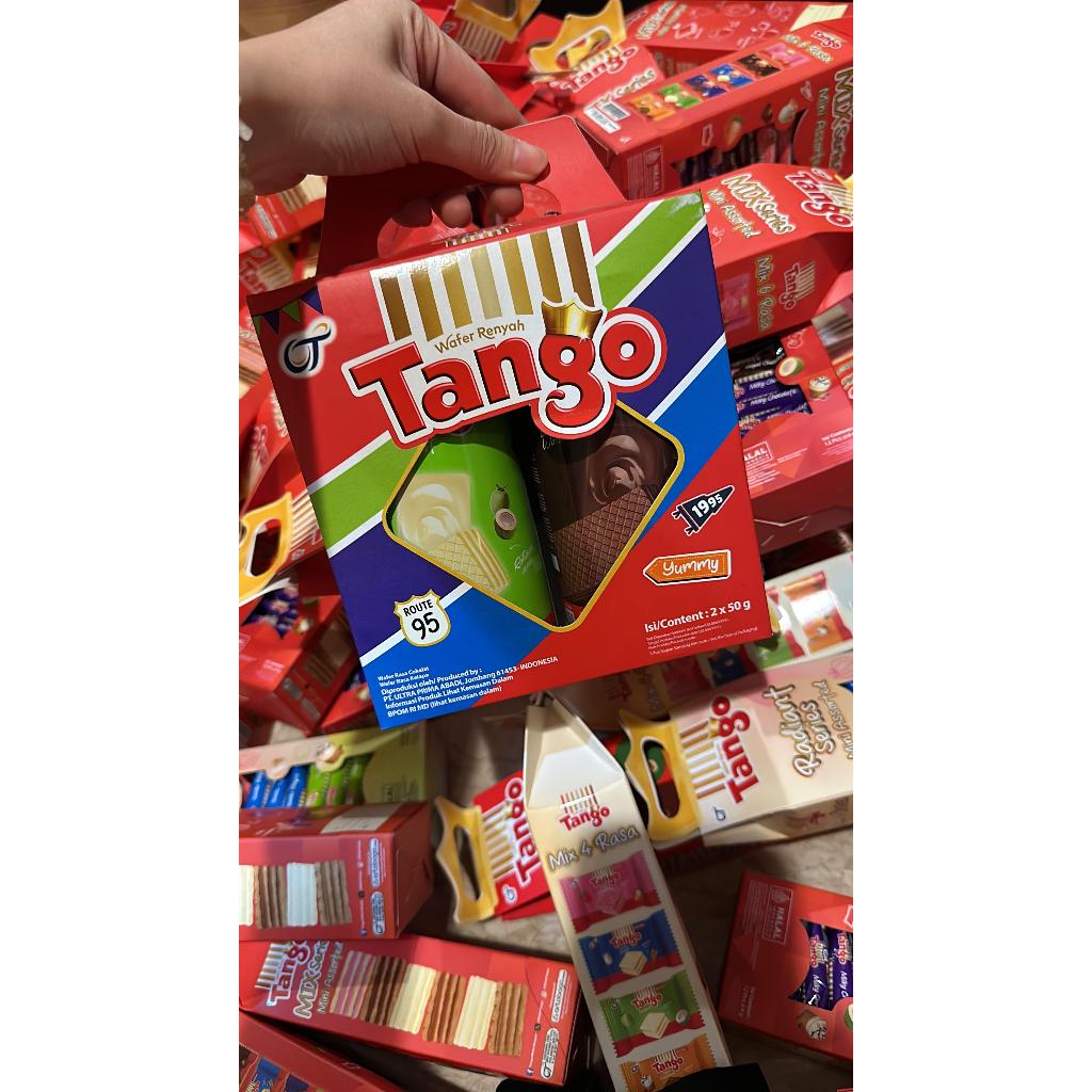 

RB Wafer Tango Kaleng-1x2kaleng [HAMPERS LEBARAN / BINGKISAN]