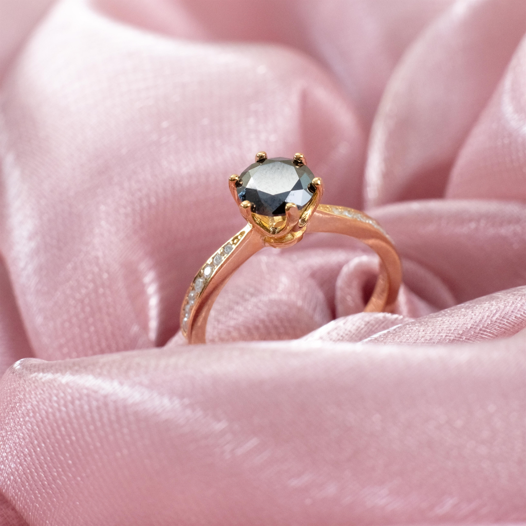 Eldiva Cincin Emas Elizabeth Ring Black Moissanite Diamond (RARE) 18K Gold Plated