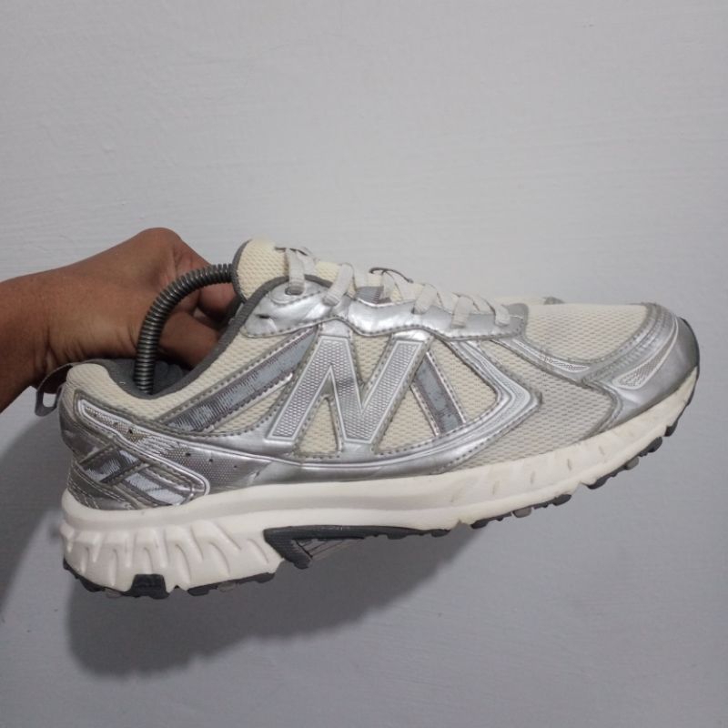 NB 410