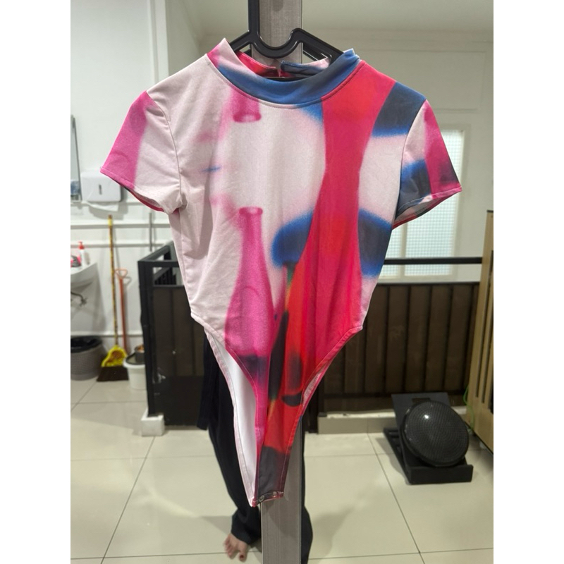 (PRELOVED) IV.VETEMENTS -RECYCLED PRINTED MESH TOP SIZE XS-S (BELUM PERNAH DIPAKAI SAMA SEKALI) (NEG