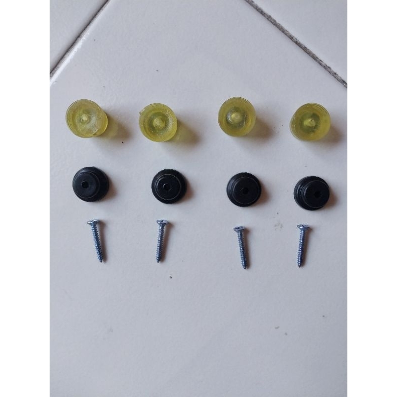 Kaki Karet Sangkar Kotak