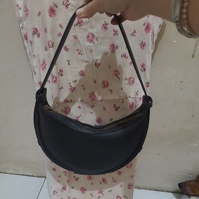 moon bag Roosy X Titan tyra (black) preloved