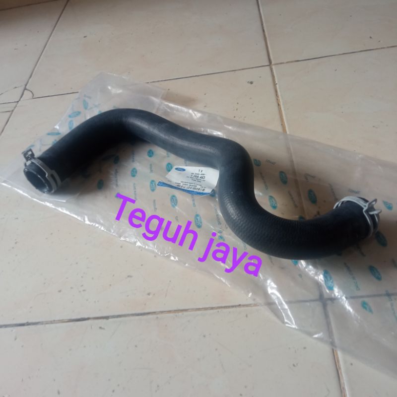 Selang Radiator Bawah Ford Fiesta