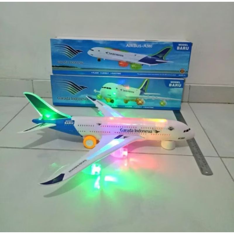 MAINAN ANAK PESAWAT GARUDA AIRBUS ADA LAMPU BISA BERPUTAR