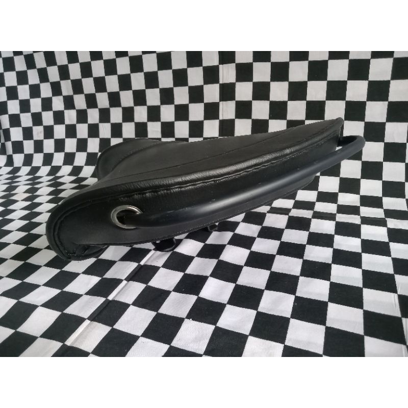 jok vespa vbb vnb bibir tipis