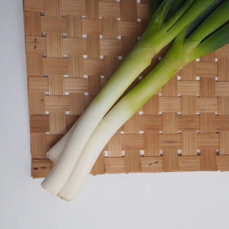 

DAUN BAWANG PREI - BERAT 200gram