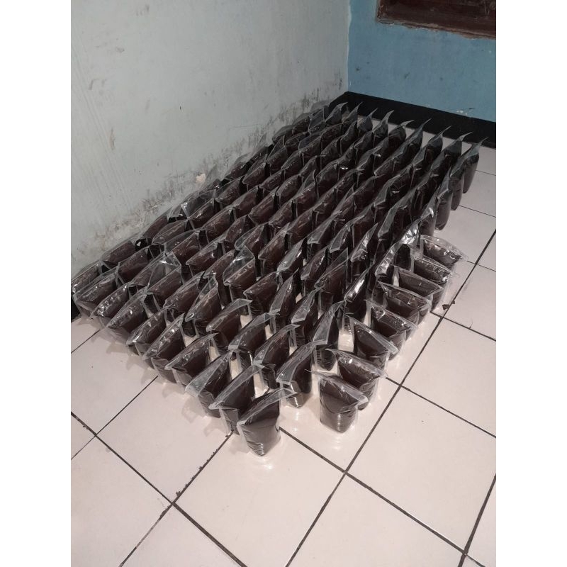 

Kelapa Gongseng/kelapa parut sangrai untuk rendang berat 1 KG/1000 gram