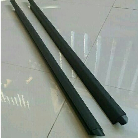 Pelipit kaca grand livina/list pelipit livina lama