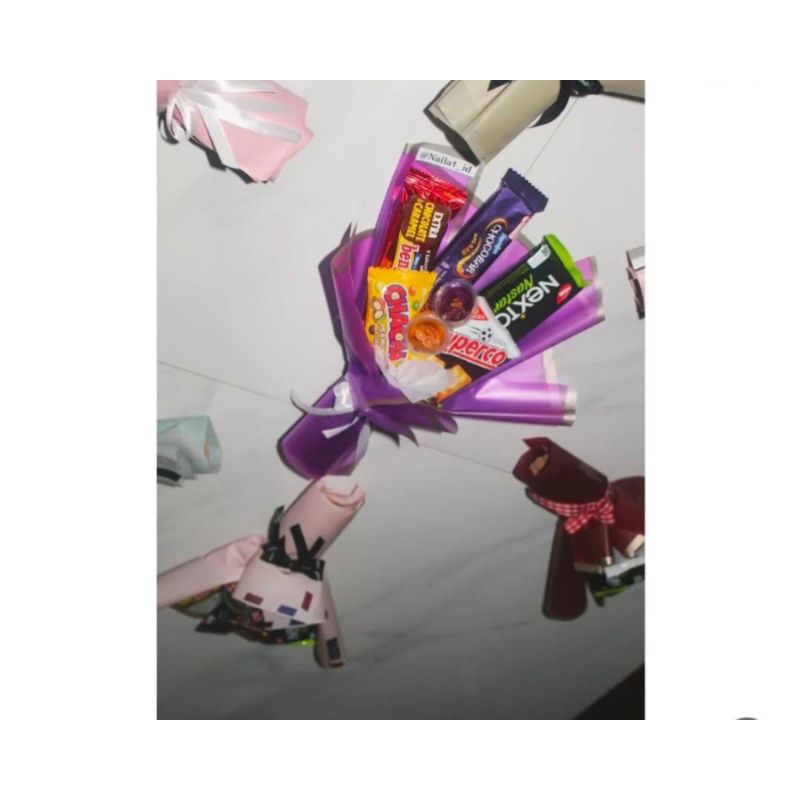 

buket snack ( isi Snack nya random yah )