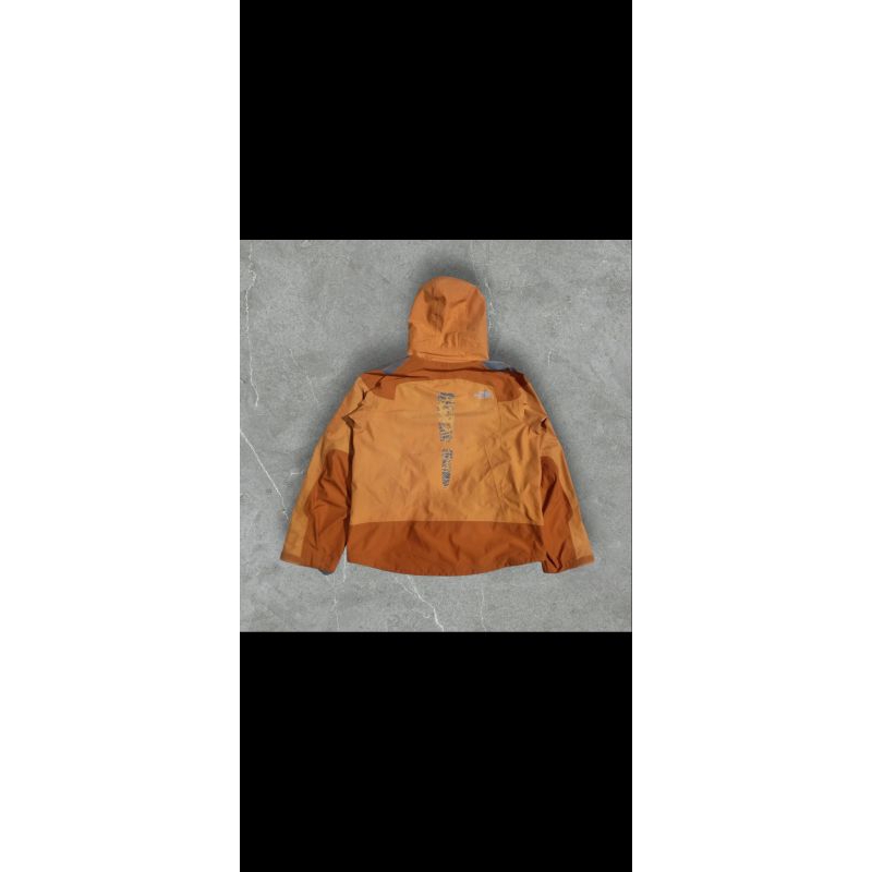 PREVELOVED THE NORTH FACE SUMMIT SERIES GORE-TEX
