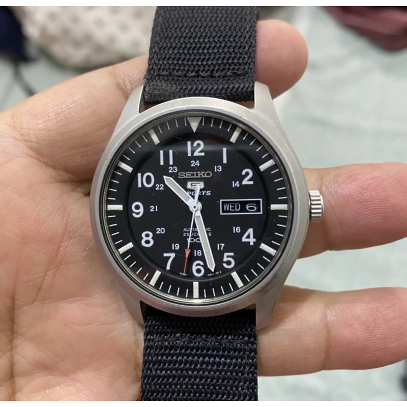 Jam tabgan SEIKO MILITARY