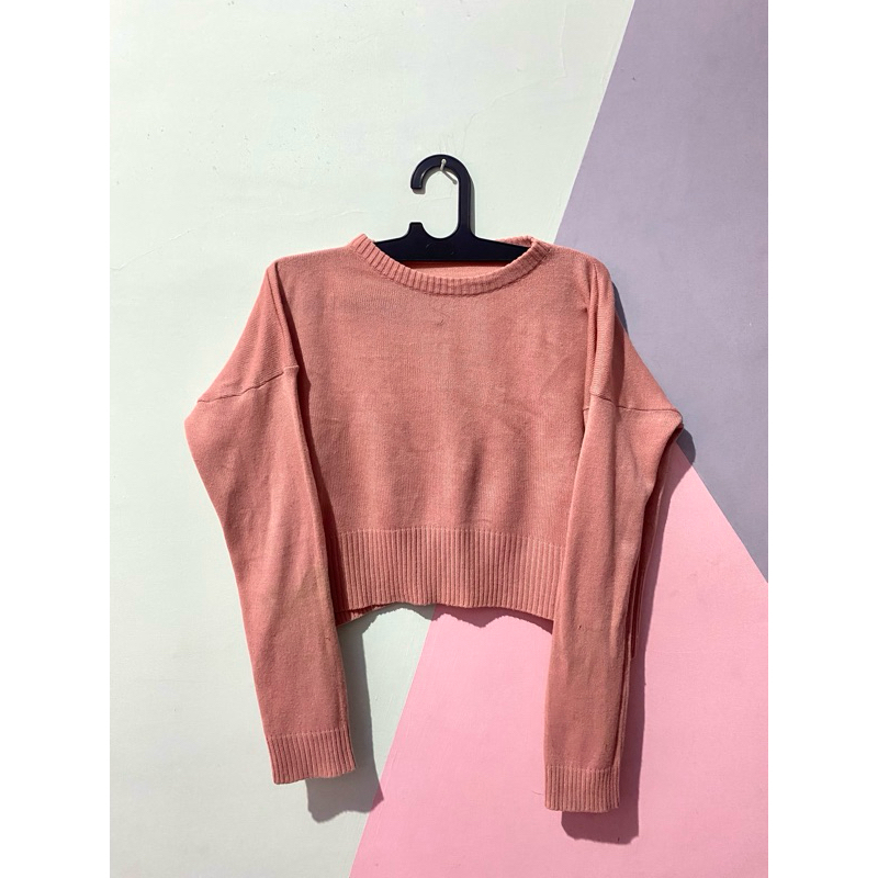 Sweater rajut crop preloved