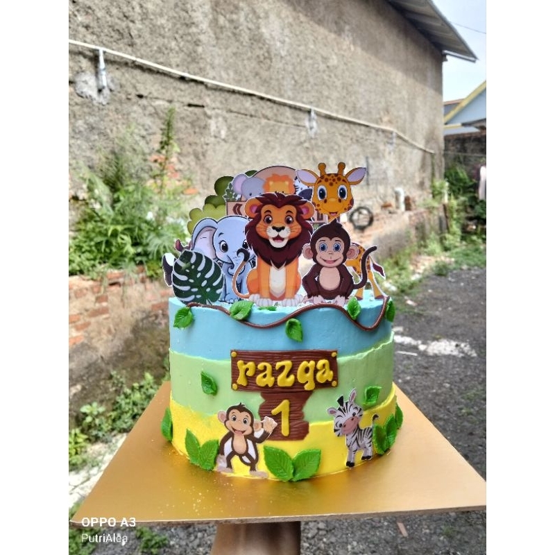 

KueUltahKarakterTopper