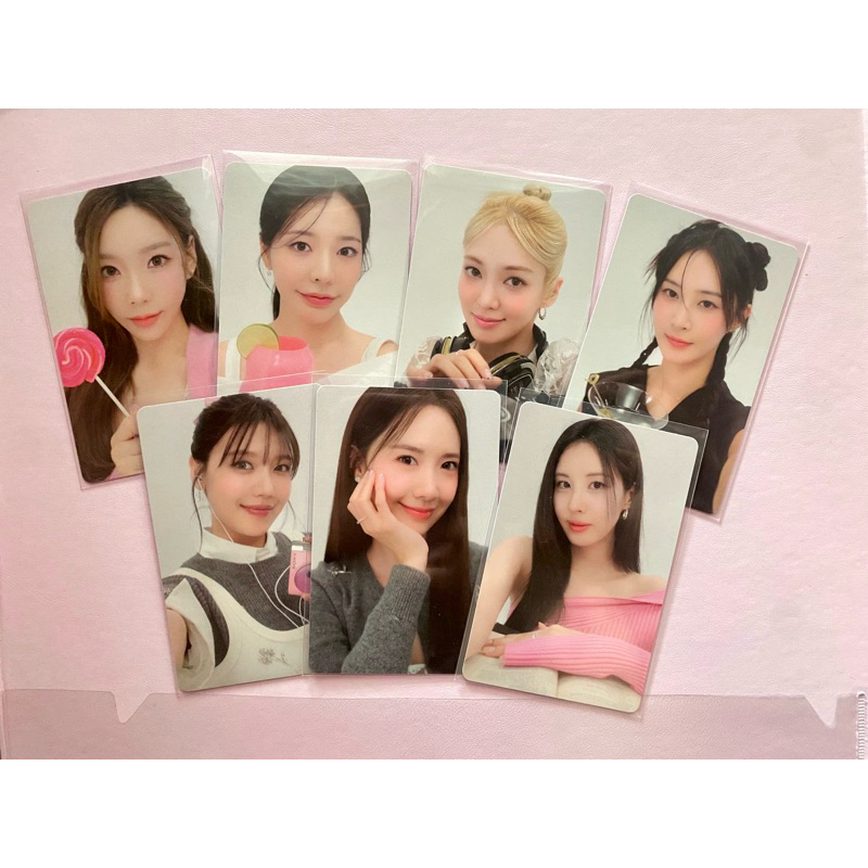 SNSD SMTOWN Family ver Sunny Hyoyeon Yuri Sooyoung Seohyun