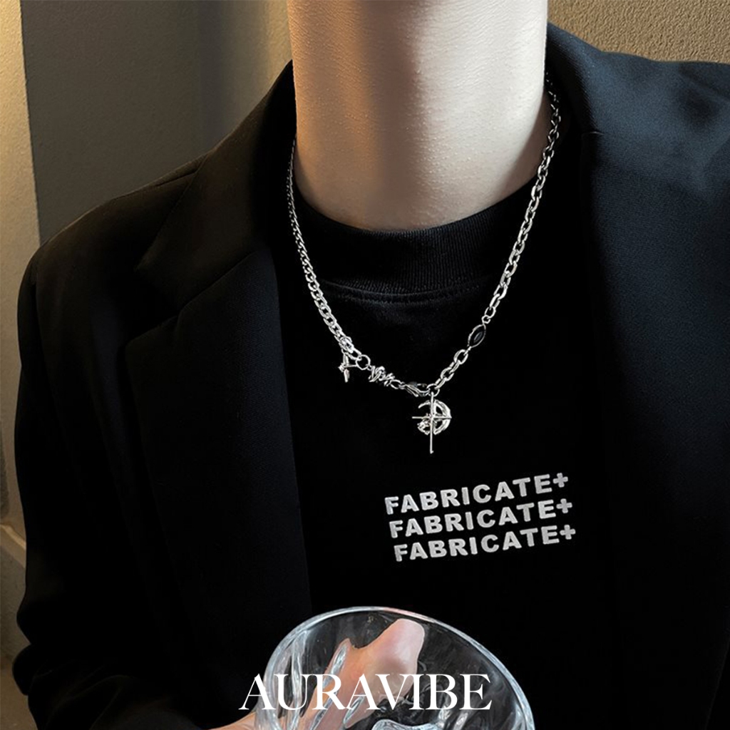 AURAVIBE Kalung Salib Bintang Batu Permata Hitam Pria Baru Baja titanium bebas karat kemewahan ringa