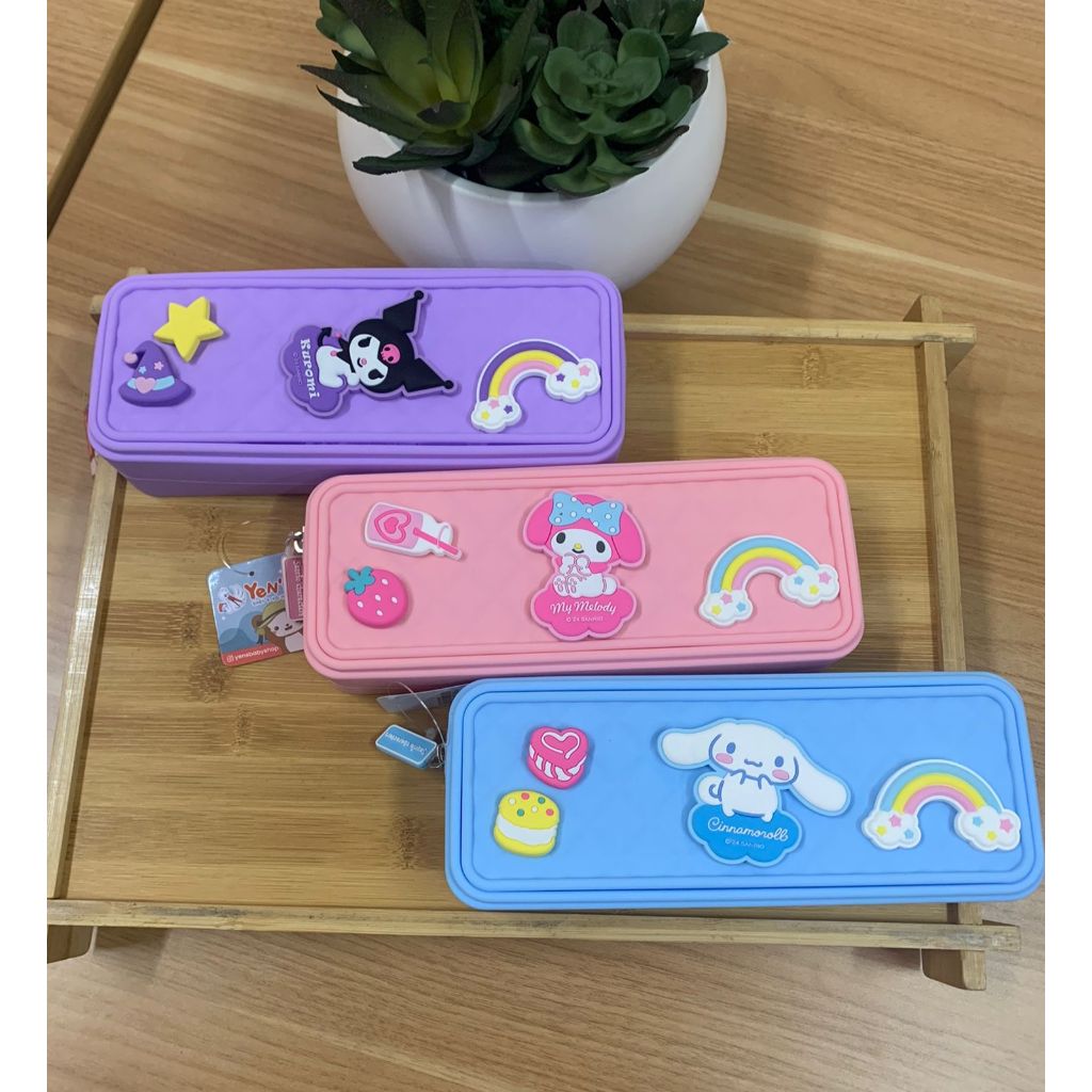 

Kotak Tempat Pensil Alat Tulis Bahan Silikon - Soft Silicone Pencil Case Sanrio Characters