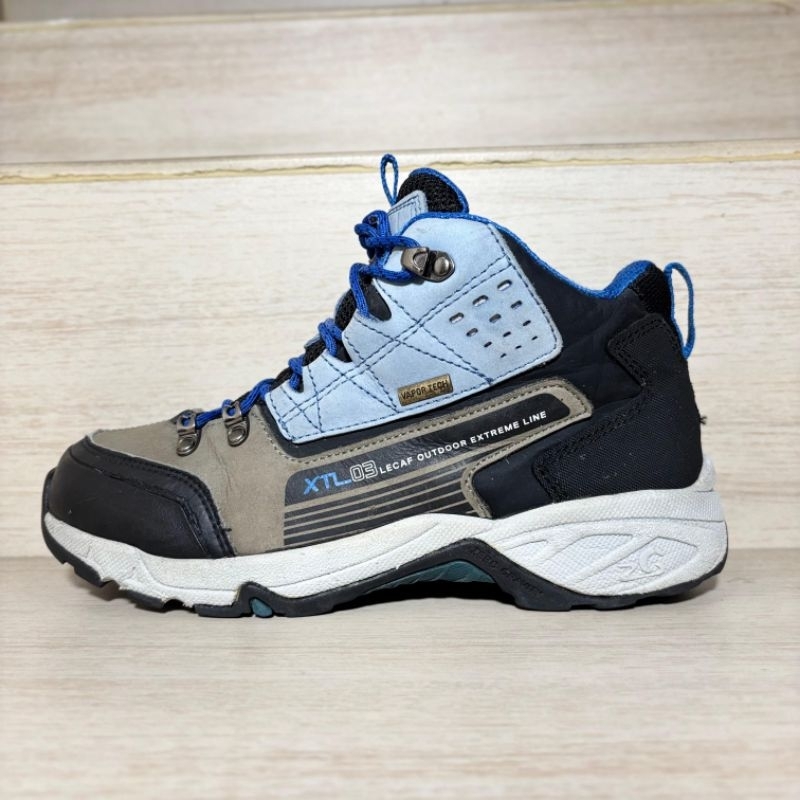 SEPATU OUTDOOR TRACKING / HIKING LECAF BOA SYSTEM / TALI PUTAR SECOND ORIGINAL