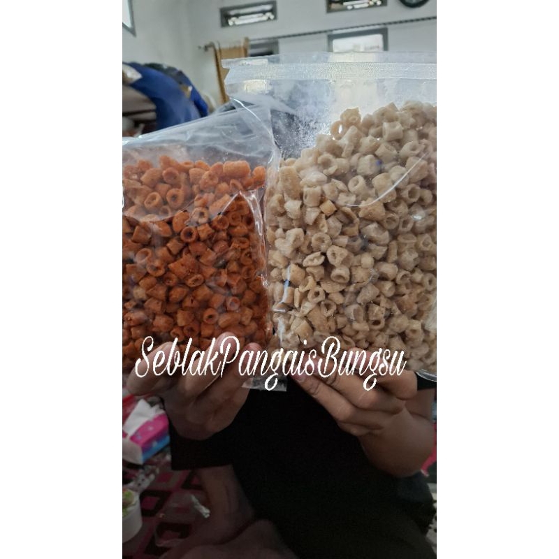 

sotong goreng extra pedas daun jeruk isi 200 gram