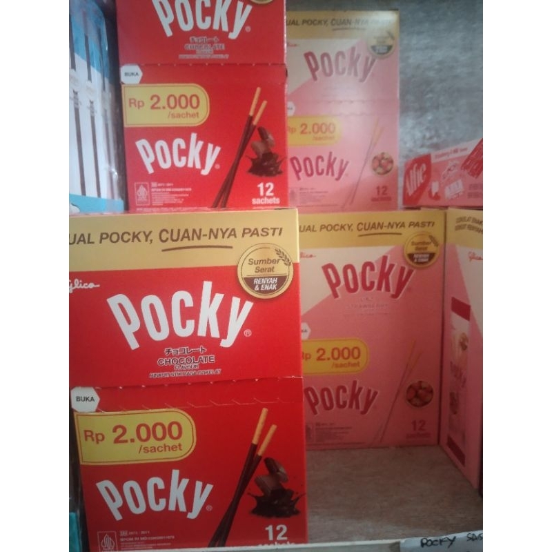 

glico Pocky biskuit stik coklat dan strawberry box (12×12 gram)