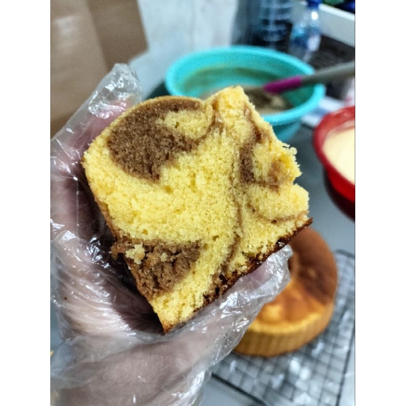 

CEMILAN KUE MARBLE CAKE MARMER CAKE JADUL LEMBUT JAJANAN KHAS KALIMANTAN