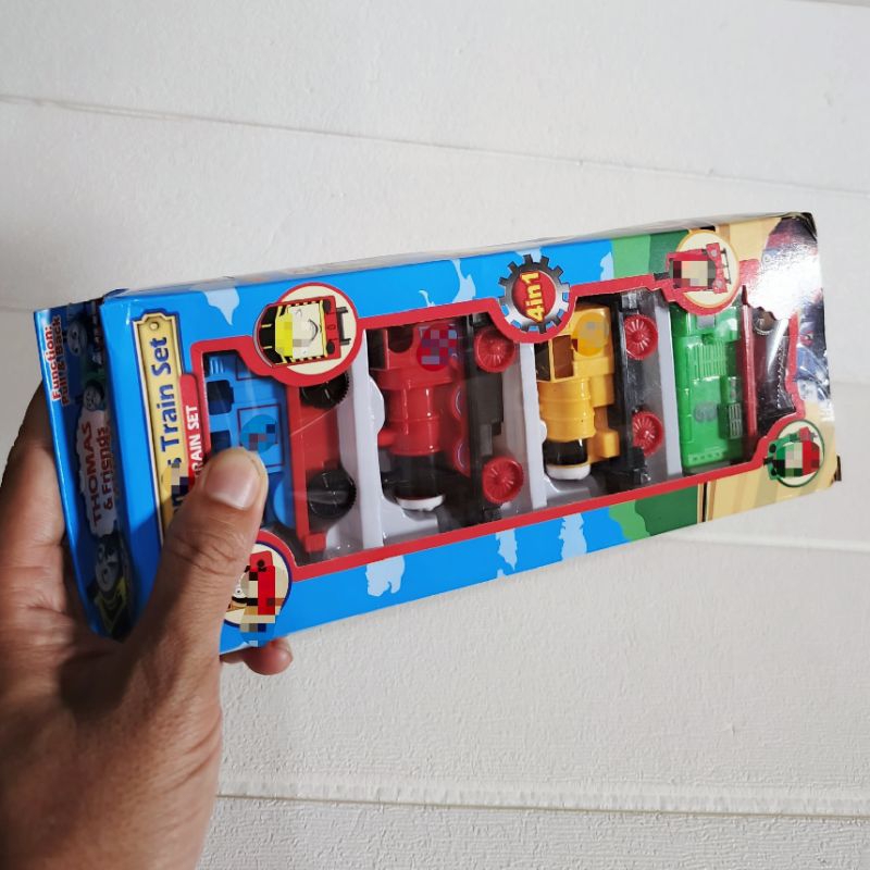 311 Kereta isi 4pcs dus Mainan Train set 4pcs biru kuning hijau merah plastik