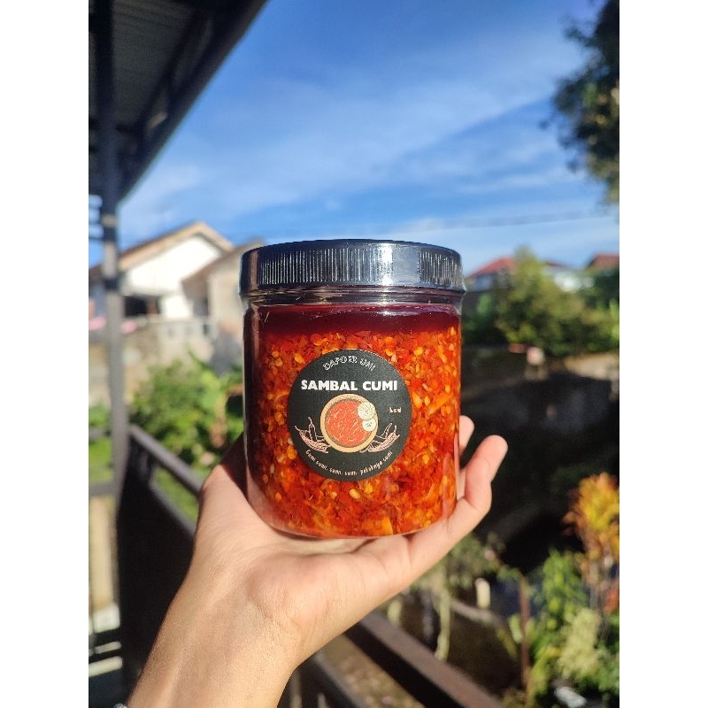 

Sambal Cumi Dapoer Uni 600ml