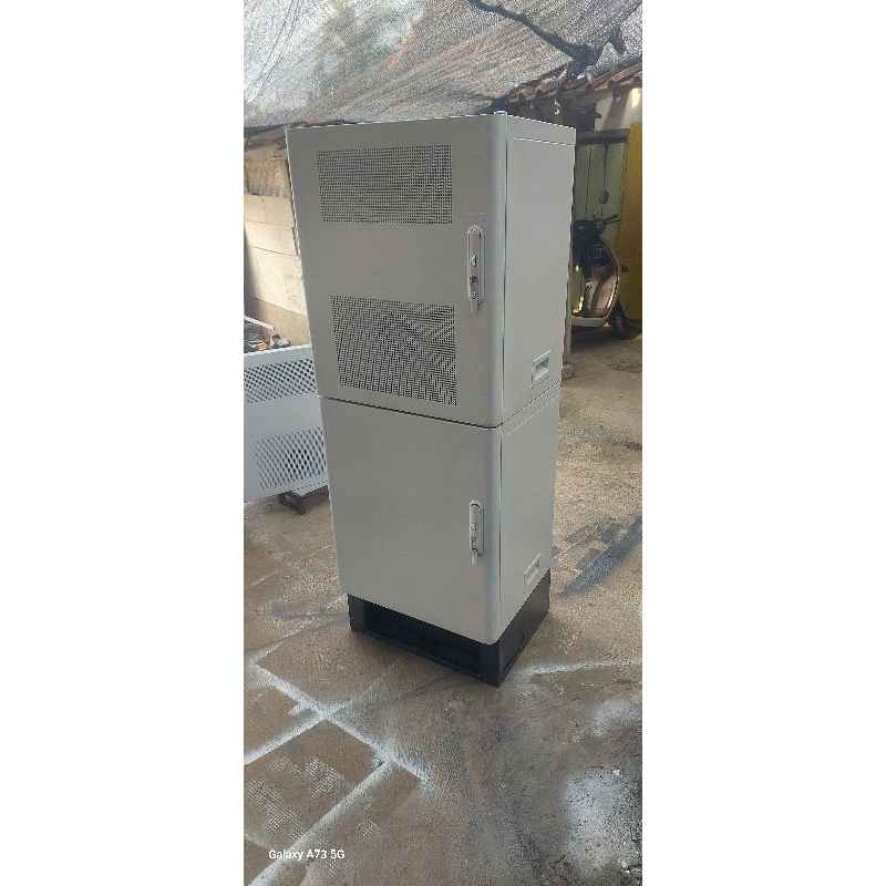 RACK SERVER OUTDOOR CABINET