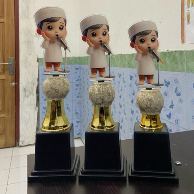 Piala Satu Set Akrilik Custom Figur