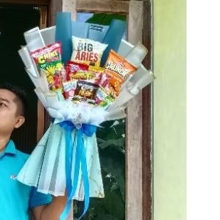

buket Snack ukuran XL free kartu ucapan