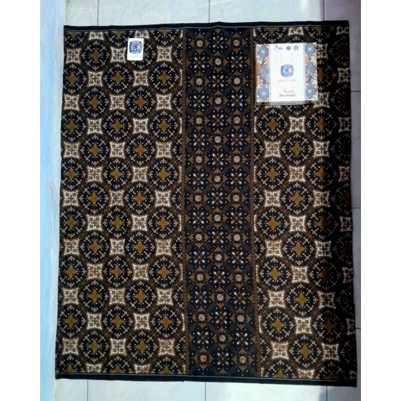 SARUNG GAJAH DUDUK BATIK