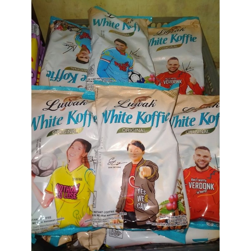 

luwak white koffie 9x20gr//Torabika gilus mix 10x23gr