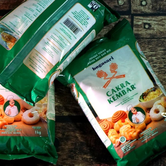 

TEPUNG BOGASARI CAKRA KEMBAR 1KG 1DUS (12PCS)