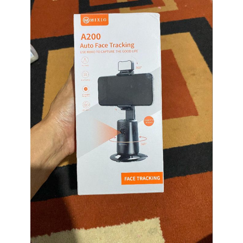 Mixio A200 Auto face tracking