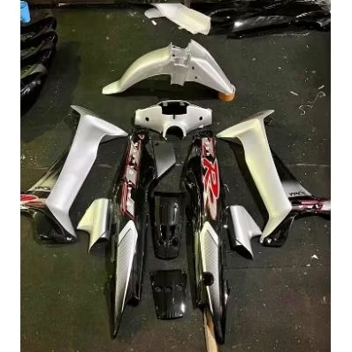 set body halus FizR hitam silver